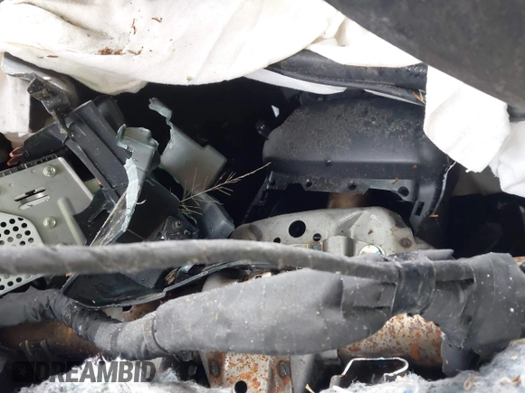 2025 Toyota Camry LE z VIN 4T1DAACK5SU506058, wystawiony jako IAAI lot #42147137 z przebiegiem Nie podano mil oraz . Historia ofert i sprzedaży dostępna na DreamBid. Obrazek 7.