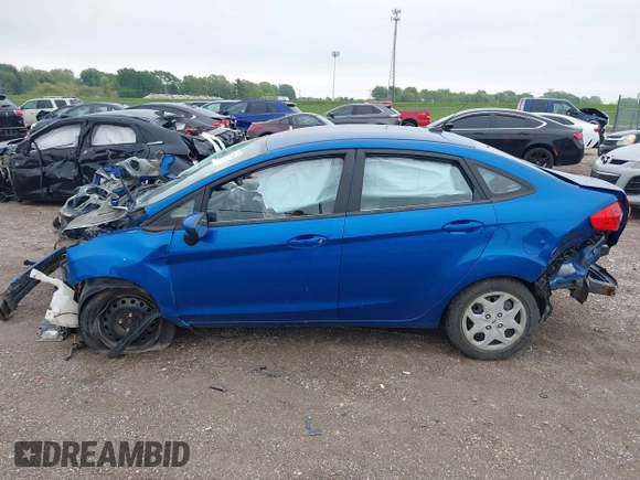 2011 Ford Fiesta S with VIN 3FADP4AJ0BM165922, listed as a IAAI auction lot 42174283 with Not provided miles and . Bid and sale history available at DreamBid. Image 15.