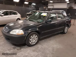 1998 Honda Civic LX with VIN 2HGEJ6679WH557828, listed as a IAAI auction lot 41794170 with 183,558 mi miles. Bid and sale history available at carsss.com. Image 2.
