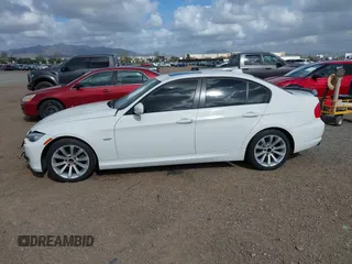 2011 BMW 3 Series 328i with VIN WBAPH5G53BNM80849, listed as a IAAI auction lot 41942772 with 84,876 mi miles. Bid and sale history available at carsss.com. Image 14.