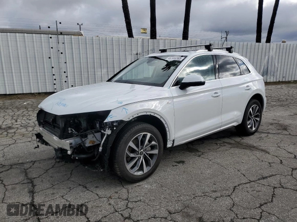 2023 Audi Q5 S line Premium Plus z VIN WA1EAAFY4P2160526, wystawiony jako Copart lot #46300265 z przebiegiem 8354 mil mil oraz Szkody całkowita. Historia ofert i sprzedaży dostępna na DreamBid. Obrazek 1.