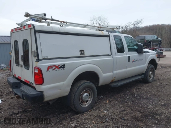 2013 Ford F-250 XL with VIN 1FT7X2B65DEA40820, listed as a IAAI auction lot 41940224 with 193,706 mi miles and . Bid and sale history available at DreamBid. Image 4.