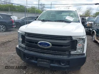 2019 Ford Super Duty F-250 SRW XL with VIN 1FDBF2A67KED43119, listed as a IAAI auction lot 41960793 with 78,028 mi miles. Bid and sale history available at carsss.com. Image 6.