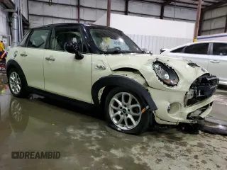 2018 MINI Hardtop 4 Door Cooper S z VIN WMWXU3C5XJ2F50470, wystawiony jako Copart lot #41575815 z przebiegiem 42 418 mil mil oraz Szkoda całkowita • Salvage title. Historia ofert i sprzedaży dostępna na DreamBid. Obrazek 4.