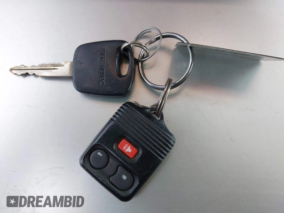 1999 Ford Expedition XLT z VIN 1FMPU18L3XLB21018, wystawiony jako IAAI lot #42003908 z przebiegiem Nie podano mil oraz . Historia ofert i sprzedaży dostępna na DreamBid. Obrazek 11.