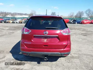 2015 Nissan Rogue SL with VIN 5N1AT2MT4FC921992, listed as a IAAI auction lot 41754087 with 211,116 mi miles. Bid and sale history available at carsss.com. Image 17.