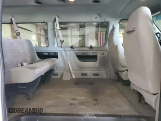 2002 Ford Econoline Passenger XL с VIN 1FBSS31S52HA39048, выставлен на аукционе Copart как лот 87632735 с пробегом 166 850 миль миль и Списание • Salvage title. История ставок и продаж доступна на DreamBid. Изображение 11.
