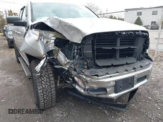 2015 Ram 1500 Big Horn z VIN 1C6RR7GT1FS537244, wystawiony jako IAAI lot #41283487 z przebiegiem 104 713 mil mil oraz . Historia ofert i sprzedaży dostępna na DreamBid. Obrazek 6.