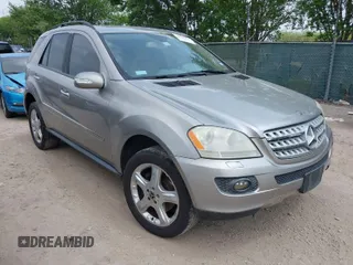 2008 Mercedes-Benz M 350 with VIN 4JGBB86EX8A358602, listed as a IAAI auction lot 41934104 with 194,249 mi miles and . Bid and sale history available at DreamBid. Image 1.