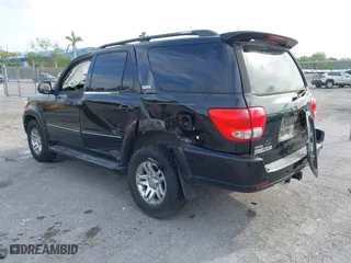 2006 Toyota Sequoia SR5 with VIN 5TDZT34A16S279192, listed as a IAAI auction lot 41758196 with 119,121 mi miles. Bid and sale history available at carsss.com. Image 3.