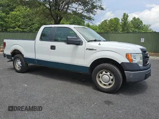 2013 Ford F-150 XL with VIN 1FTEX1CMXDKF53934, listed as a Copart auction lot 61423695 with 200,744 mi miles and Clean title. Bid and sale history available at DreamBid. Image 4.