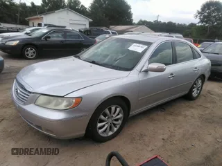 2008 Hyundai Azera Limited с VIN KMHFC46F98A309536, выставлен на аукционе IAAI как лот 42280702 с пробегом 223 037 миль миль и . История ставок и продаж доступна на DreamBid. Изображение 17.