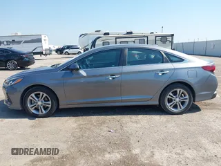 2018 Hyundai Sonata SEL with VIN 5NPE34AF2JH676770, listed as a IAAI auction lot 41939258 with 94,908 mi miles and . Bid and sale history available at carsss.com. Image 14.