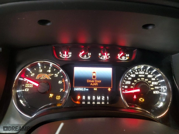 2014 Ford F-150 XL with VIN 1FTFW1ETXEFC51095, listed as a Copart auction lot 53995715 with 246,592 mi miles and Clean Title. Bid and sale history available at carsss.com. Image 9.
