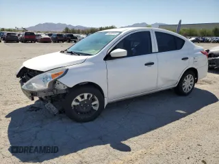 2017 Nissan Versa S z VIN 3N1CN7APXHL867247, wystawiony jako Copart lot #54205165 z przebiegiem 98 164 mil mil oraz Szkoda całkowita • Salvage title. Historia ofert i sprzedaży dostępna na DreamBid. Obrazek 1.