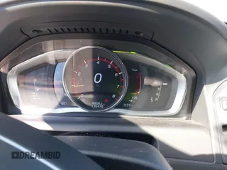 2016 Volvo XC60 T5 Drive-E Premier с VIN YV440MDK1G2853880, выставлен на аукционе IAAI как лот 41897901 с пробегом 125 418 миль миль и . История ставок и продаж доступна на DreamBid. Изображение 7.
