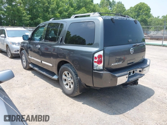 2005 Nissan Armada SE z VIN 5N1AA08B35N716999, wystawiony jako IAAI lot #42389230 z przebiegiem 185 588 mil mil oraz . Historia ofert i sprzedaży dostępna na DreamBid. Obrazek 3.