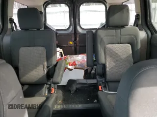 2020 Ford Transit Connect XL z VIN NM0GS9E21L1466328, wystawiony jako Copart lot #48667675 z przebiegiem 83 639 mil mil oraz Szkoda całkowita • Salvage title. Historia ofert i sprzedaży dostępna na DreamBid. Obrazek 10.