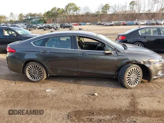 2017 Ford Fusion SE with VIN 3FA6P0HD4HR137098, listed as a IAAI auction lot 41908147 with 50,162 mi miles. Bid and sale history available at carsss.com. Image 13.
