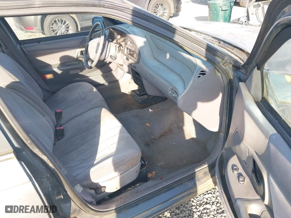 1993 Ford Taurus GL with VIN 1FALP5240PG327124, listed as a IAAI auction lot 42074204 with 27,681 mi miles. Bid and sale history available at carsss.com. Image 5.