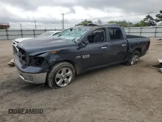 2018 Ram 1500 Big Horn z VIN 1C6RR7LTXJS337901, wystawiony jako Copart lot #50820625 z przebiegiem 125 643 mil mil oraz Szkoda całkowita • Salvage title. Historia ofert i sprzedaży dostępna na DreamBid. Obrazek 1.