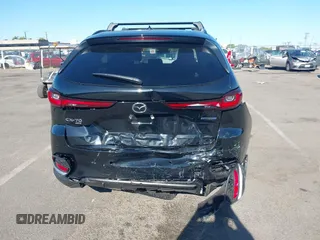 2025 Mazda CX-70 Premium Plus with VIN JM3KJEHA8S1100304, listed as a IAAI auction lot 42261867 with 2,678 mi miles and . Bid and sale history available at DreamBid. Image 6.