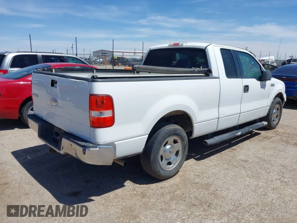 2006 Ford F-150 XL z VIN 1FTPX12V16NB39297, wystawiony jako IAAI lot #42271226 z przebiegiem 179 551 mil mil oraz . Historia ofert i sprzedaży dostępna na DreamBid. Obrazek 4.