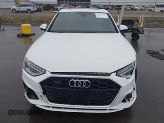 2023 Audi A4 S line Premium Plus z VIN WAUEAAF44PN007093, wystawiony jako IAAI lot #42071571 z przebiegiem 51 244 mil mil oraz . Historia ofert i sprzedaży dostępna na DreamBid. Obrazek 12.