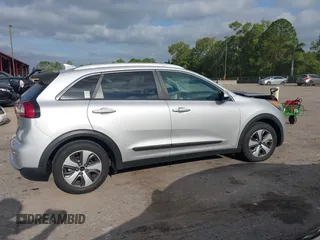 2019 Kia Niro LX with VIN KNDCB3LC7K5231434, listed as a IAAI auction lot 42096652 with 107,516 mi miles and . Bid and sale history available at DreamBid. Image 13.