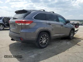 2018 Toyota Highlander SE with VIN 5TDKZRFH6JS543870, listed as a Copart auction lot 71250184 with 88,991 mi miles and Salvage title. Bid and sale history available at DreamBid. Image 3.
