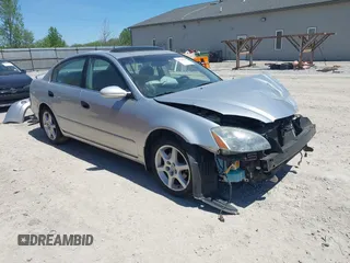 2003 Nissan Altima SE z VIN 1N4BL11E83C245864, wystawiony jako IAAI lot #42134785 z przebiegiem Nie podano mil oraz . Historia ofert i sprzedaży dostępna na DreamBid. Obrazek 1.