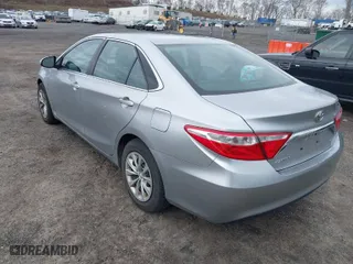 2017 Toyota Camry XLE with VIN 4T1BF1FK5HU328861, listed as a IAAI auction lot 42037394 with 163,589 mi miles. Bid and sale history available at carsss.com. Image 3.