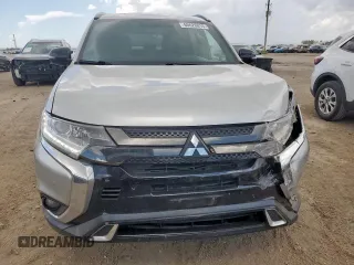 2019 Mitsubishi Outlander SE with VIN JA4AD3A32KZ031682, listed as a Copart auction lot 60626015 with 77,567 mi miles and Salvage title. Bid and sale history available at DreamBid. Image 5.