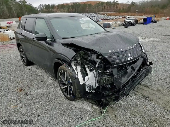 2024 Mitsubishi Outlander SE with VIN JA4J4VA80RZ078582, listed as a Copart auction lot 43460565 with 4,531 mi miles and Salvage Title. Bid and sale history available at carsss.com. Image 12.