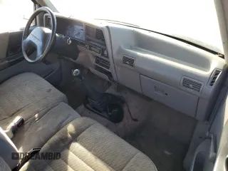 1994 Ford Ranger Splash with VIN 1FTCR10AXRTA65421, listed as a Copart auction lot 46926445 with 219,046 mi miles and Salvage Title. Bid and sale history available at DreamBid. Image 8.
