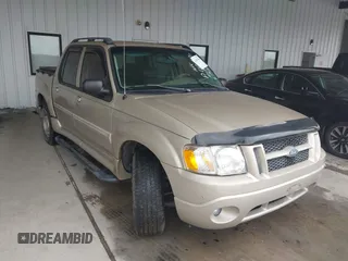 2004 Ford Explorer Sport Trac XLS z VIN 1FMZU67K64UA00620, wystawiony jako IAAI lot #42487044 z przebiegiem 200 823 mil mil oraz . Historia ofert i sprzedaży dostępna na DreamBid. Obrazek 1.