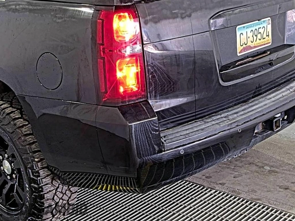 2015 Chevrolet Tahoe z VIN 1GNSK3KC1FR280311, wystawiony jako IAAI lot #42501069 z przebiegiem 108 093 mil mil oraz . Historia ofert i sprzedaży dostępna na DreamBid. Obrazek 24.