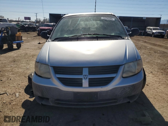 2007 Dodge Caravan SE z VIN 1D4GP25B97B217516, wystawiony jako Copart lot #44256505 z przebiegiem 213 859 mil mil oraz Szkoda całkowita • Salvage title. Historia ofert i sprzedaży dostępna na DreamBid. Obrazek 5.