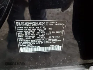 2022 Volkswagen Atlas SEL z VIN 1V2BR2CA7NC535488, wystawiony jako Copart lot #47613025 z przebiegiem 39 834 mil mil oraz Szkoda całkowita • Salvage title. Historia ofert i sprzedaży dostępna na DreamBid. Obrazek 16.