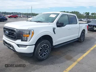 2021 Ford F-150 XL z VIN 1FTFW1E86MFC44784, wystawiony jako IAAI lot #40562636 z przebiegiem 56 427 mil mil oraz . Historia ofert i sprzedaży dostępna na DreamBid. Obrazek 2.