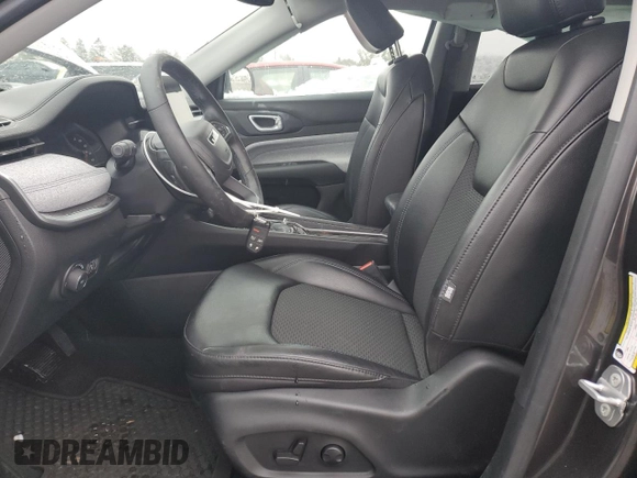 2022 Jeep Compass Altitude with VIN 3C4NJDBB0NT217079, listed as a Copart auction lot 44569765 with 8,818 mi miles and Salvage Title. Bid and sale history available at carsss.com. Image 7.