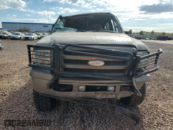2005 Ford Excursion Eddie Bauer с VIN 1FMSU45P95EC33892, выставлен на аукционе Copart как лот 88871715 с пробегом Не указан миль и Списание • Salvage title. История ставок и продаж доступна на DreamBid. Изображение 5.