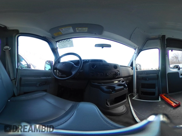 2014 Ford Econoline Cargo Commercial with VIN 1FTNS2EW7EDA67834, listed as a IAAI auction lot 42026939 with 138,501 mi miles. Bid and sale history available at carsss.com. Image 18.