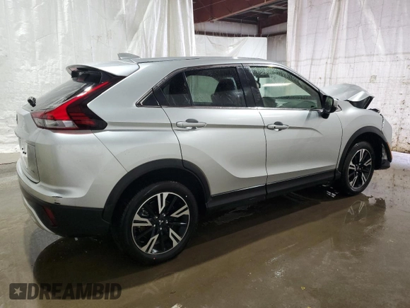 2025 Mitsubishi Eclipse Cross SE z VIN JA4ATWAA9SZ004014, wystawiony jako Copart lot #57436565 z przebiegiem 5 772 mil mil oraz Szkoda całkowita • Salvage title. Historia ofert i sprzedaży dostępna na DreamBid. Obrazek 3.