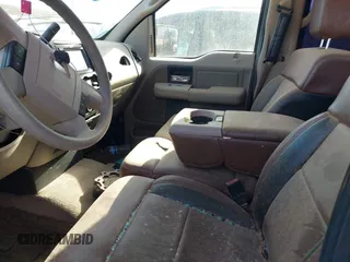 2005 Ford F-150 XLT with VIN 1FTPW12555KD00513, listed as a IAAI auction lot 41885017 with 217,032 mi miles. Bid and sale history available at carsss.com. Image 5.