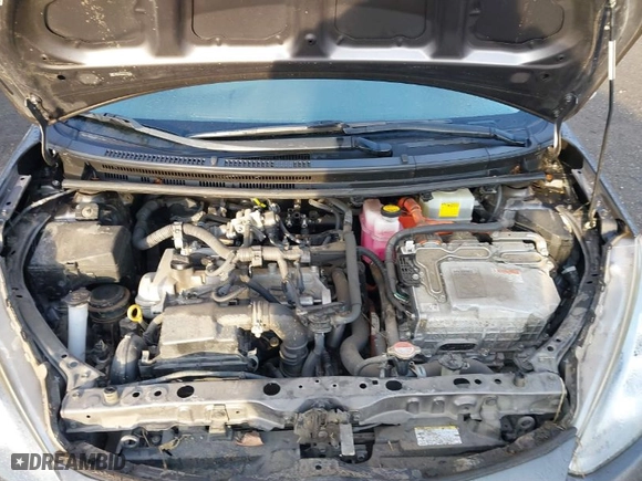2015 Toyota Prius c One with VIN JTDKDTB30F1114136, listed as a IAAI auction lot 41754033 with 78,593 mi miles. Bid and sale history available at carsss.com. Image 10.