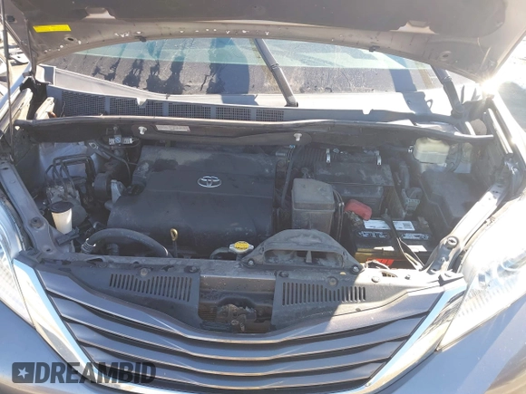 2016 Toyota Sienna LE AAS with VIN 5TDKK3DC1GS732265, listed as a IAAI auction lot 41701180 with 116,738 mi miles. Bid and sale history available at carsss.com. Image 10.