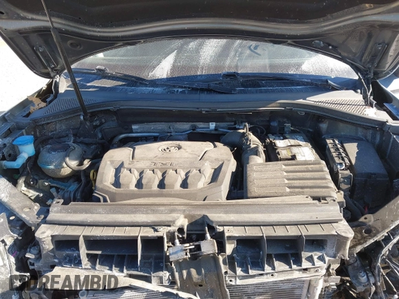 2020 Volkswagen Tiguan S with VIN 3VV1B7AX2LM133073, listed as a IAAI auction lot 41340634 with 70,342 mi miles and . Bid and sale history available at DreamBid. Image 10.