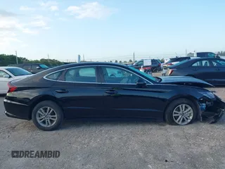 2023 Hyundai Sonata SEL z VIN KMHL64JA6PA304444, wystawiony jako IAAI lot #41984491 z przebiegiem 22 110 mil mil oraz . Historia ofert i sprzedaży dostępna na DreamBid. Obrazek 13.