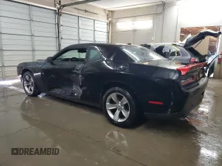2017 Dodge Challenger SXT z VIN 2C3CDZAG7HH658606, wystawiony jako Copart lot #52131045 z przebiegiem 100 223 mil mil oraz Szkoda całkowita • Salvage title. Historia ofert i sprzedaży dostępna na DreamBid. Obrazek 2.